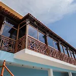 Panorama Hotel *