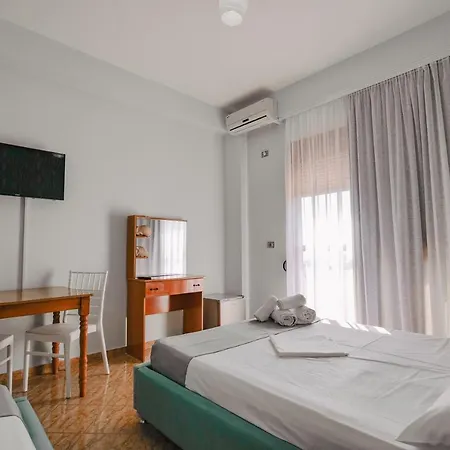 Hotel Panorama *