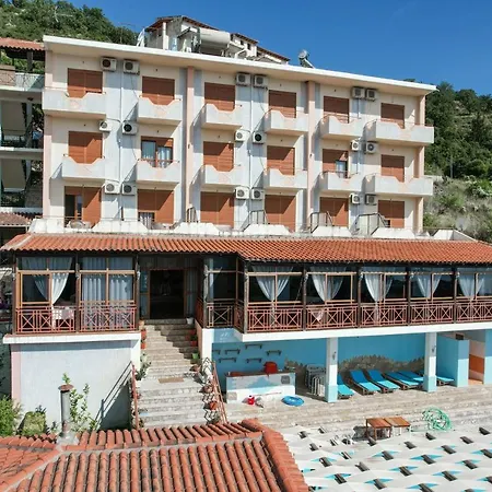 Panorama Hotel *